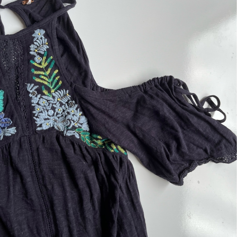 Free People fast times Navy beaded Embroidered cold shoulder Blouse - Picture 6 of 11